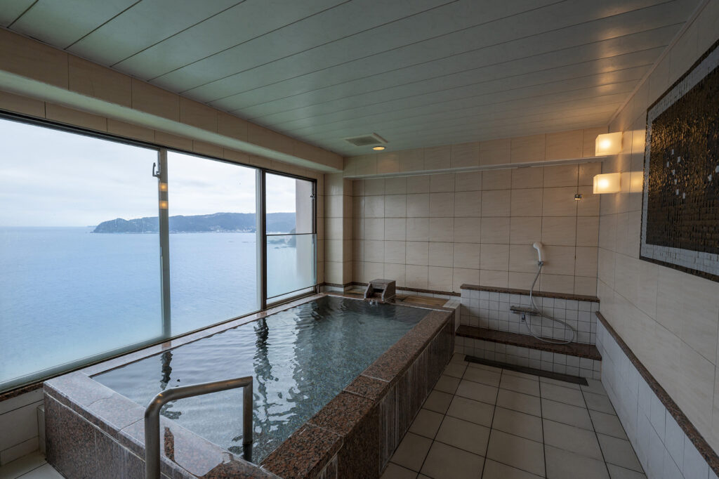 ホテルニューアカオ 貸し切り風呂