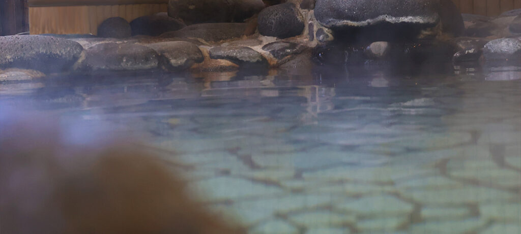 ホテルニューアカオ 波音