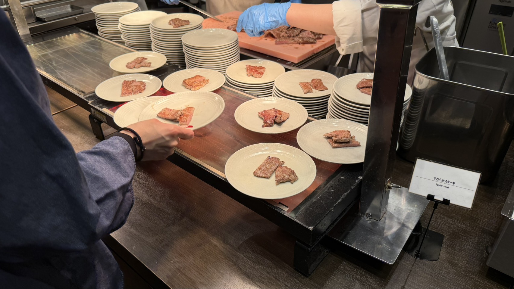 ホテルニューアカオ 夕食ビュッフェ