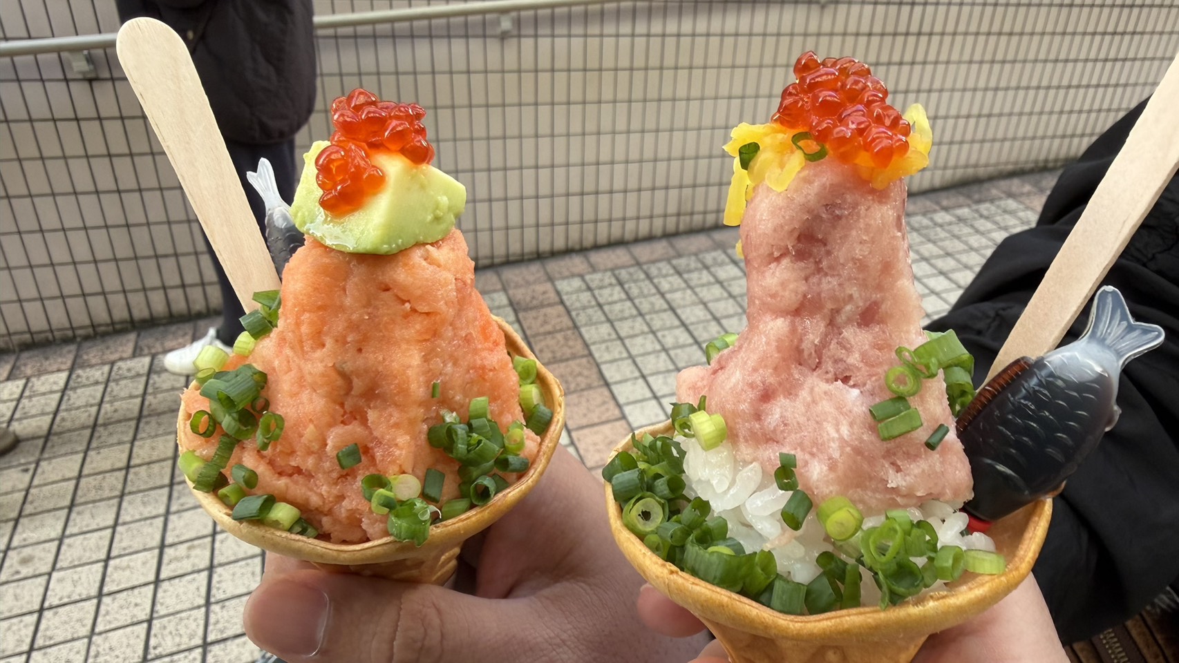 熱海 仲見世通り商店街 おさかな丼屋